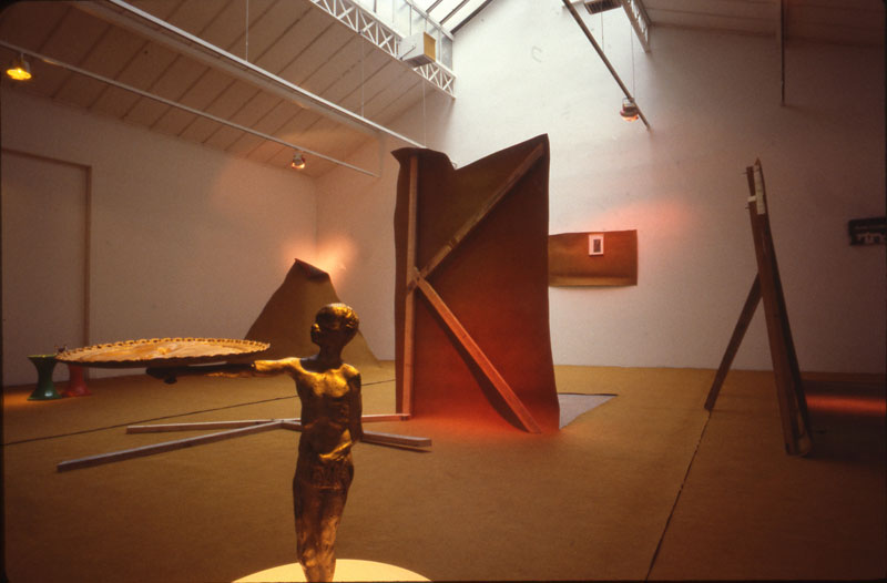 1982-Sculptures-de-Decor-Galerie-Eric-Fabre-Paris