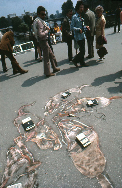 sarkis-1971-chiens-loups